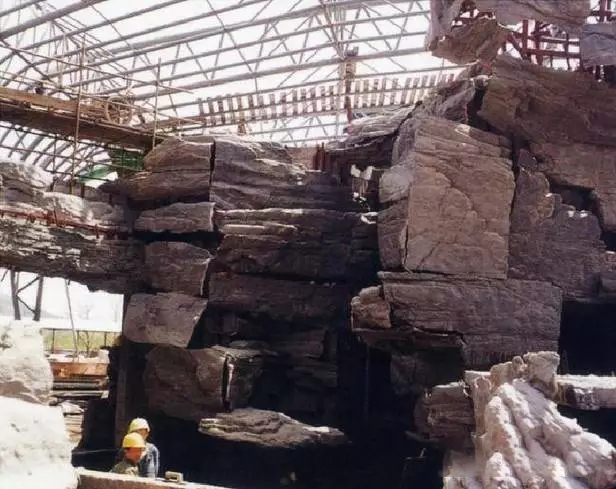 普格假山中的雕塑——GRC假山設計與制作