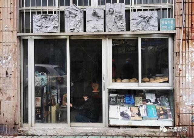 點贊！無錫雕塑家苦心打造阿炳雕塑館